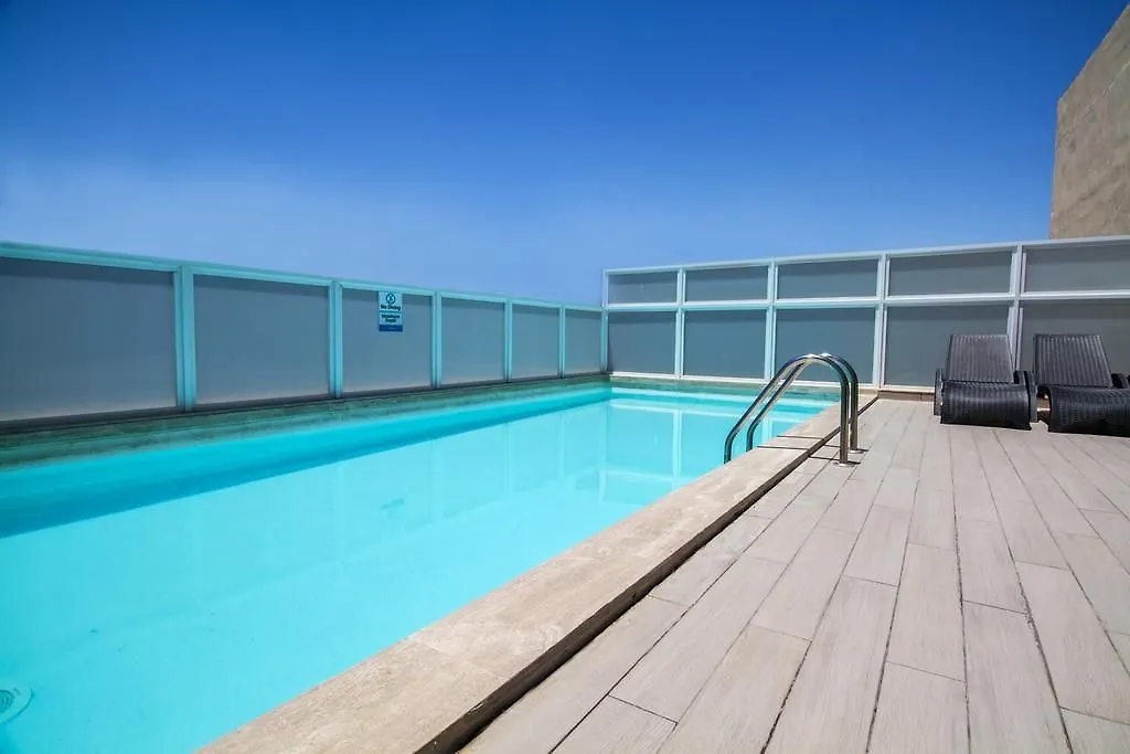 Blubay Suites By St Hotels Gzira 3*,  Malta